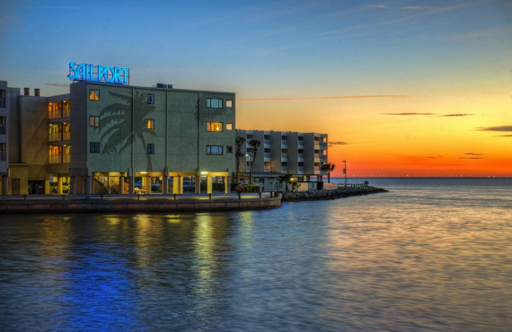 Sailport Waterfront Suites, Tampa, FL