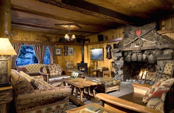 Tamarack Lodge - Lobby
