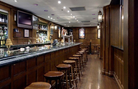 7-fairmont-royal-york-bar