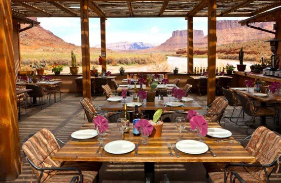 Restaurant at the Red Cliffs Lodge