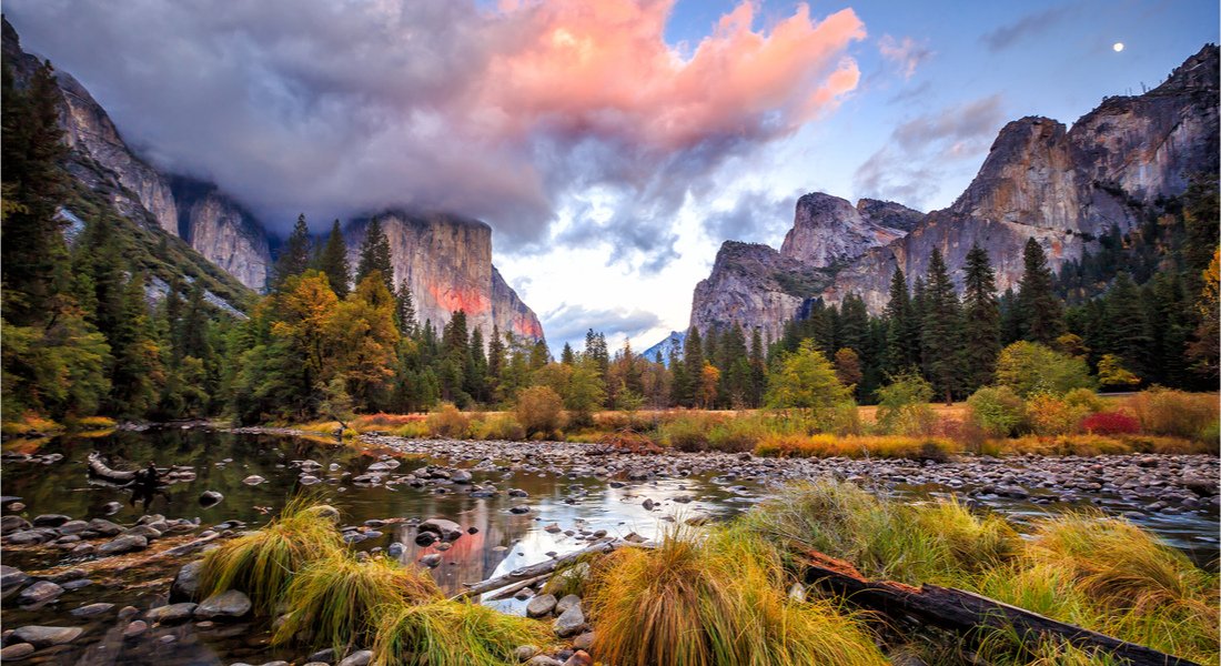  Yosemite Best Vacation Spots in California 