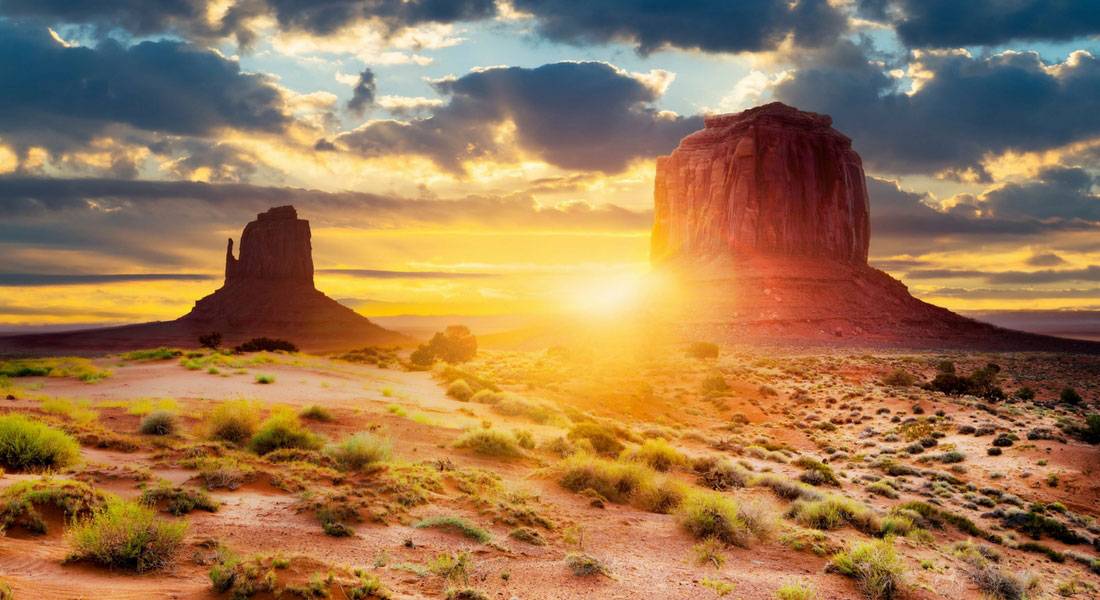 Coucher de soleil à Monument Valley